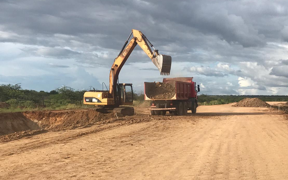 Trecho Potiretama – Divisa CE/RN recebe obras de pavimentação