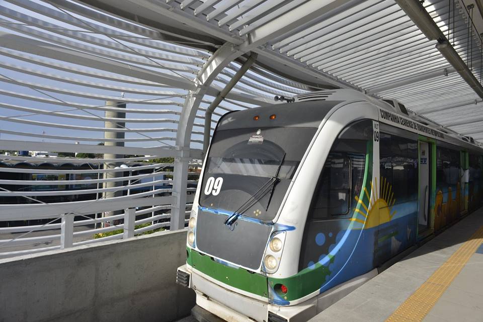 Seinfra lança licitação para construção de passarelas sobre linha do VLT Parangaba-Mucuripe