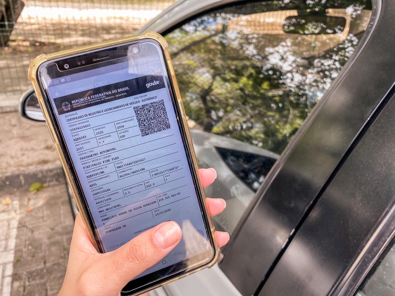 DETRAN-CE implanta digitalização dos documentos veiculares