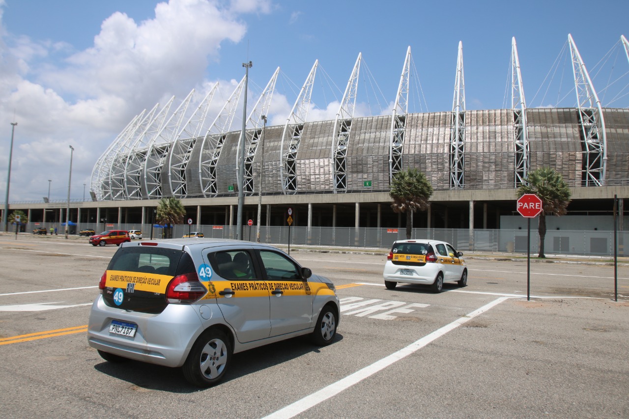 Detran-CE prorroga mutirão de exames práticos no estacionamento da Arena Castelão