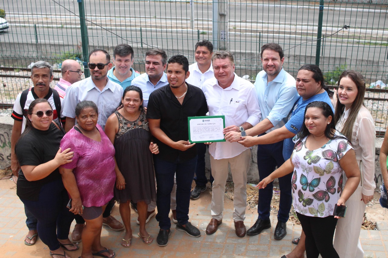 Seinfra inicia construção da passarela do VLT Vicente Linhares, na Comunidade Trilha do Senhor